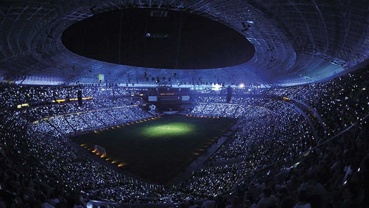 ArenaVision: uso de controladores de eventos externos para iluminación de estadios