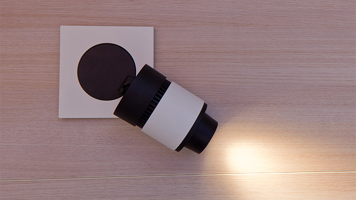 El foco LED HealWell de Philips Lighting mejora la experiencia del paciente con una luz de lectura personalizada.