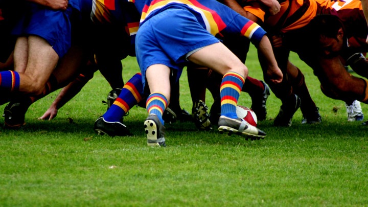 Proyectores LED en un campo de rugby - Proyectores