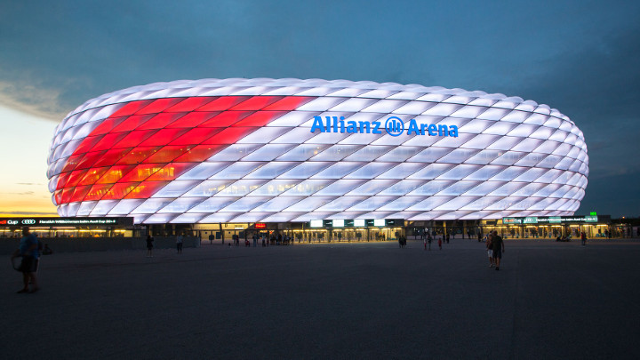 Philips LED Sonderbeleuchtung Allianz Arena zum Audi Cup - Iluminación de instalaciones deportivas