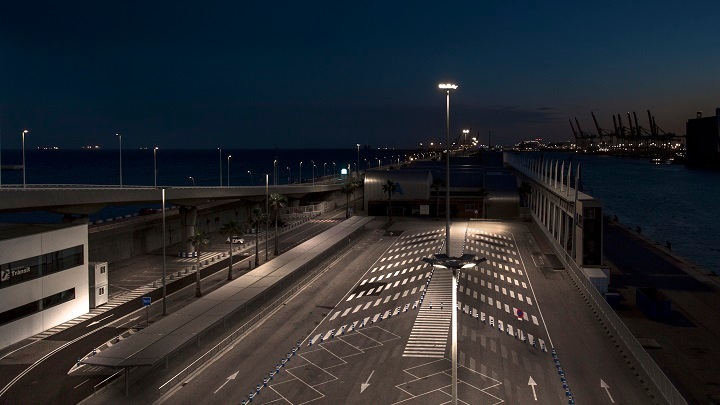 Philips, iluminación LED, lighting, Barcelona, Puerto de Barcelona, alumbrado, eficiencia energética, conectividad, CityTouch, ClearFlood, Citelum Ibérica, iluminación profesional, Philips Lighting, Cataluña, España, Europa